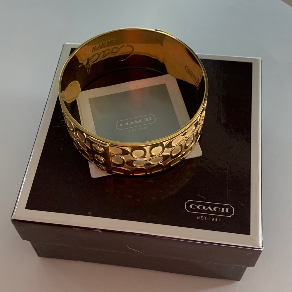 - Coach thick gold bangle bracelet - Picture 2 of 6